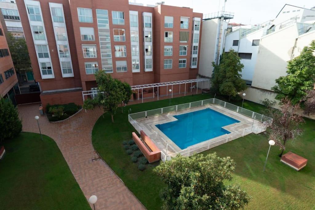 דירות מדריד Vivienda Con Zona De Trabajo, Piscina Y Parking מראה חיצוני תמונה